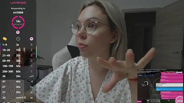 Snapshot of whoa-hoa-hoa-hoa-hoa chatting on 09.18.25 whoa-hoa-hoa-hoa-hoa online show from 09.18.25