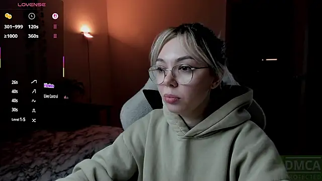 Snapshot of whoa-hoa-hoa-hoa-hoa chatting on 10.14.25 whoa-hoa-hoa-hoa-hoa online show from 10.14.25