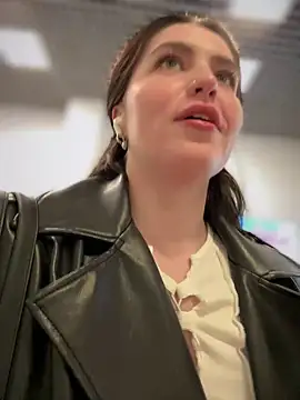 meow girl online show from 01.20.25