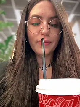 meow girl online show from 09.19.25