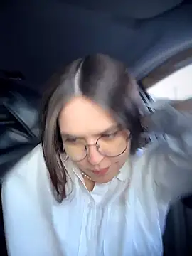 meow girl online show from 03.24.26