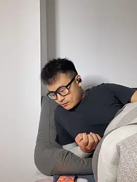 lixiaoshuai8 online show from 03.08.25