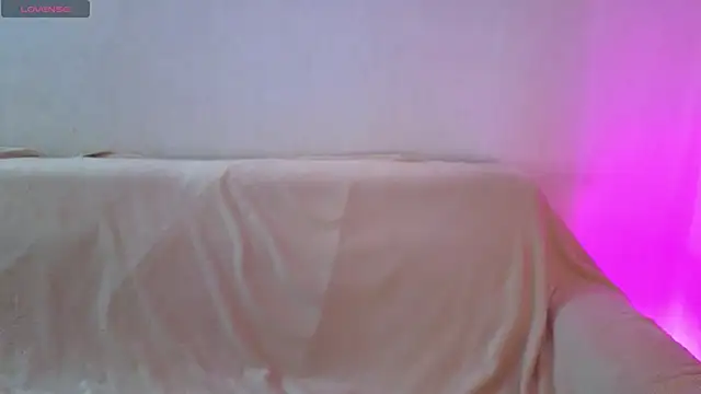 moonlight8  online show from 02.26.25