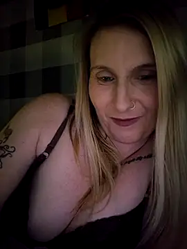 Snapshot of Northern_Tease chatting on 02.08.26 Northern Tease online show from 02.08.26