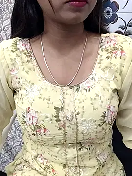 Ishaani 0 online show from 03.15.25