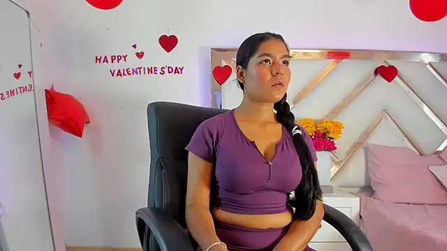 Snapshot of HayamiKioto chatting on 02.18.25 HayamiKioto online show from 02.18.25