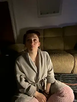 Stoner BarbieXX online show from 03.02.25