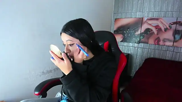 zoe connor19 online show from 04.17.26