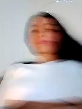 chloewildd  online show from 12.15.24