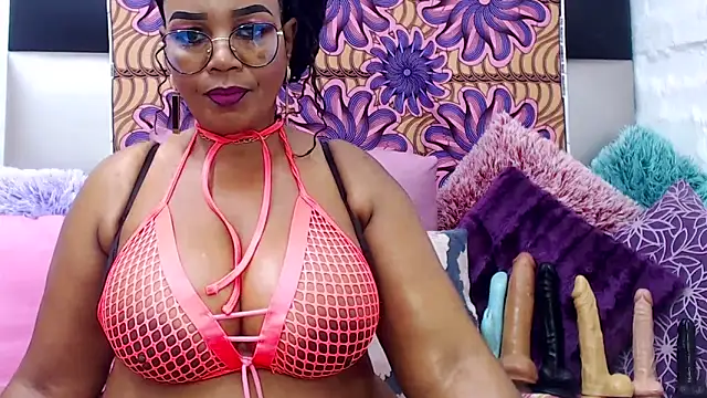 Snapshot of MATURExxxASS chatting on 10.05.25 MATURExxxASS online show from 10.05.25