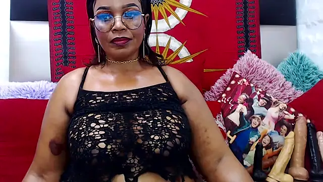 Snapshot of MATURExxxASS chatting on 10.18.25 MATURExxxASS online show from 10.18.25