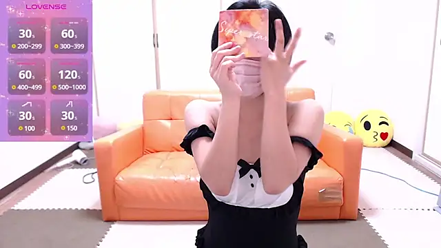 Snapshot of minamina1221 chatting on 03.10.25 minamina1221 online show from 03.10.25