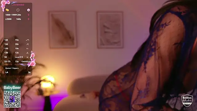 Snapshot of babybeerX chatting on 11.13.25 babybeerX online show from 11.13.25