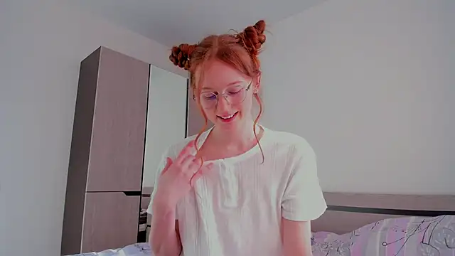 Fire Luna online show from 02.07.25