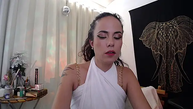 AmaRiv online show from 12.11.24