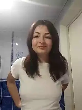 Snapshot of Kate289 chatting on 02.08.25 Kate289 online show from 02.08.25