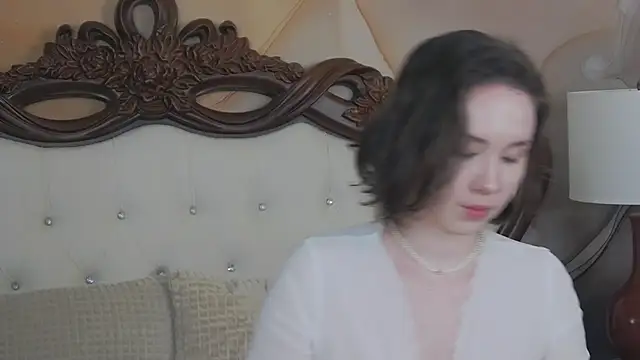 Snapshot of IreneRaye chatting on 02.05.25 IreneRaye online show from 02.05.25