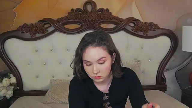 Snapshot of IreneRaye chatting on 02.13.25 IreneRaye online show from 02.13.25