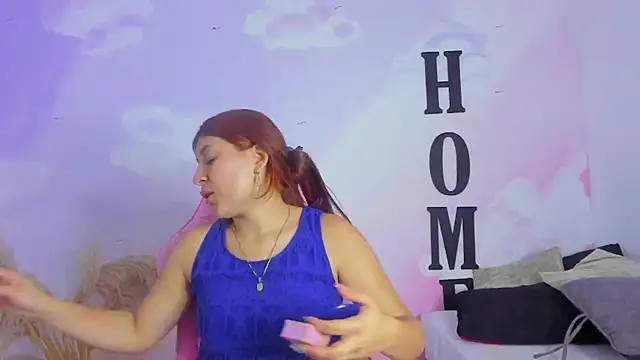 carolayrosse online show from 02.04.25