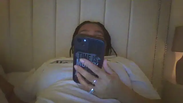 Snapshot of vanilla_chocolate23 chatting on 12.11.24 vanilla chocolate23 online show from 12.11.24