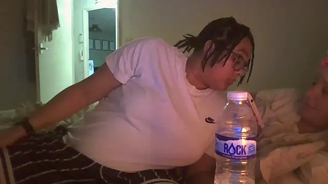 Snapshot of vanilla_chocolate23 chatting on 01.07.25 vanilla chocolate23 online show from 01.07.25