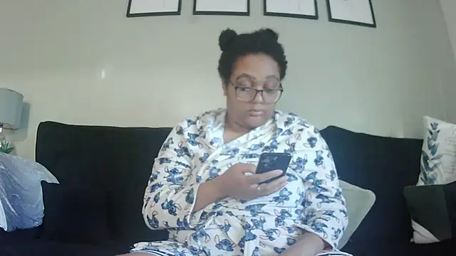 Snapshot of vanilla_chocolate23 chatting on 10.24.25 vanilla chocolate23 online show from 10.24.25