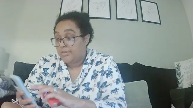 Snapshot of vanilla_chocolate23 chatting on 11.15.25 vanilla chocolate23 online show from 11.15.25