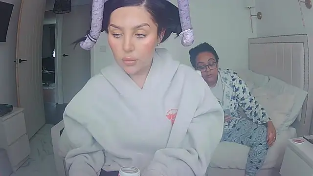 vanilla chocolate23 online show from 03.04.26