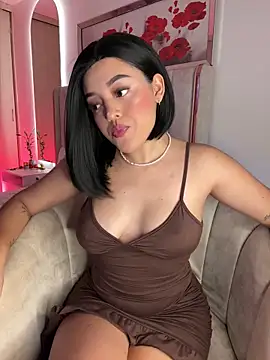 Snapshot of kenndall_21 chatting on 01.06.25 kenndall 21 online show from 01.06.25