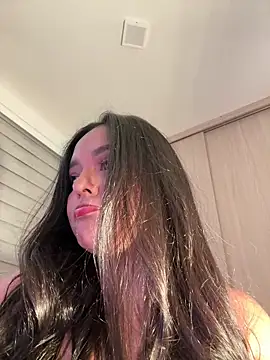 kenndall 21 online show from 02.24.26