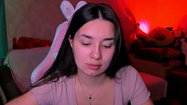 Snapshot of Swee_Alicee chatting on 11.01.25 Swee Alicee online show from 11.01.25