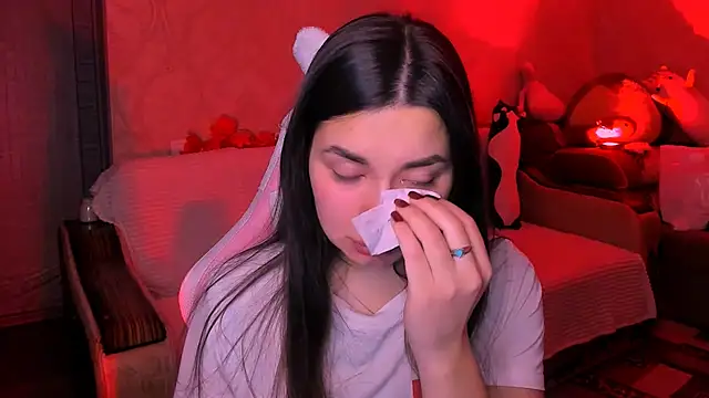 Swee Alicee online show from 12.22.25