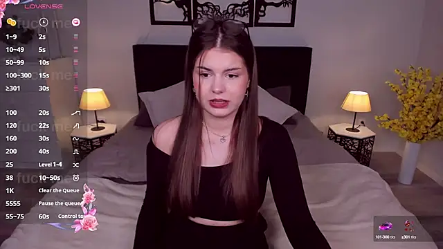 AdeliaKiss online show from 03.18.25