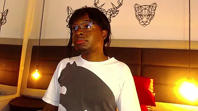 candy lovee69 online show from 02.20.25