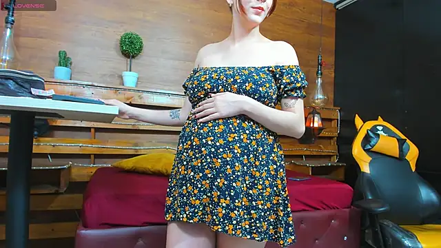 Snapshot of sweet_thalia_ chatting on 01.17.25 sweet thalia online show from 01.17.25