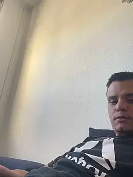 Snapshot of stevego94 chatting on 01.21.25 stevego94 online show from 01.21.25