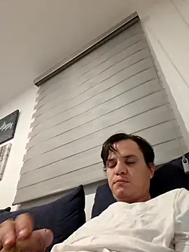 Snapshot of stevego94 chatting on 10.11.25 stevego94 online show from 10.11.25