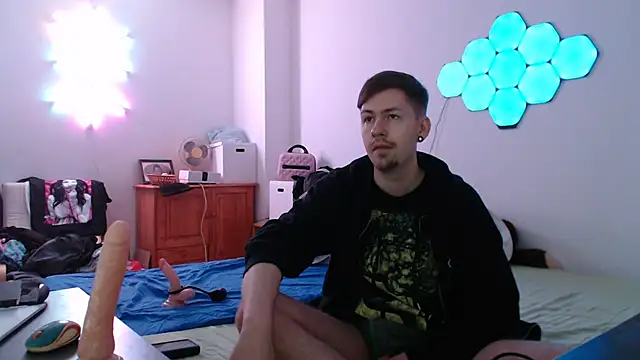 jonny-bisexual online show from 12.25.24