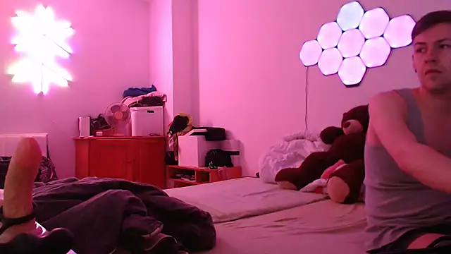 jonny-bisexual online show from 02.22.25