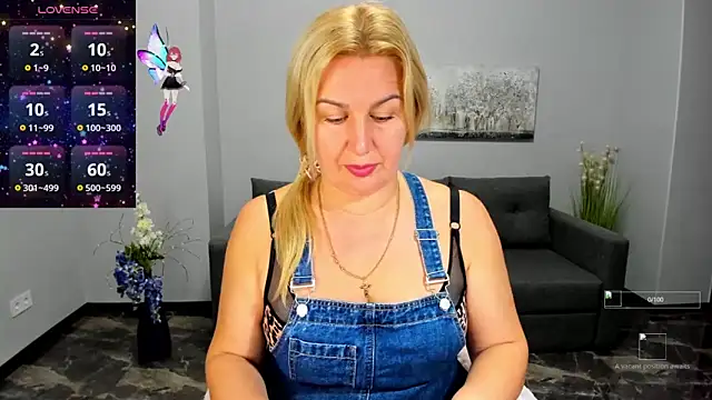 Lili Crossi online show from 09.22.25