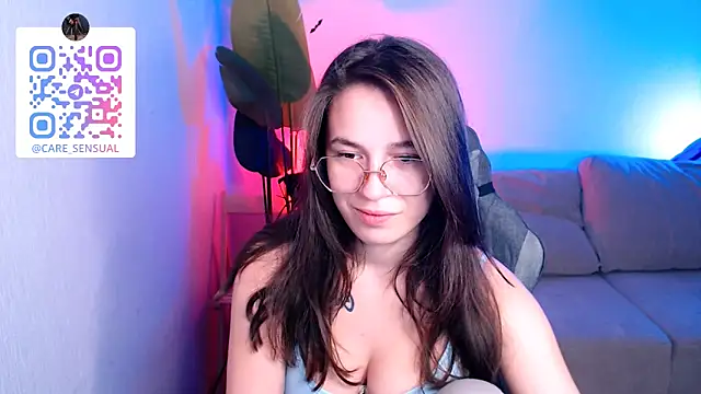 M Sensual online show from 10.18.25