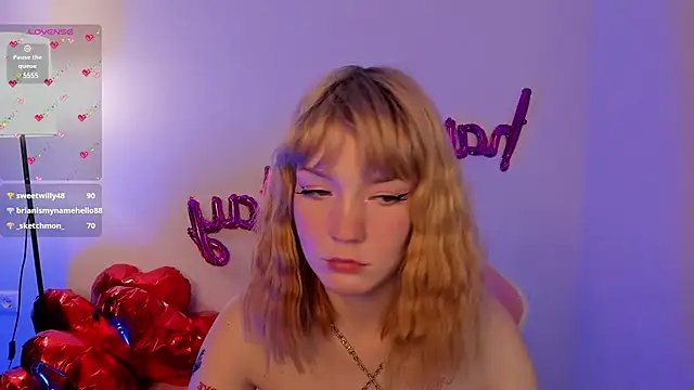 Linablueeyed online show from 02.20.25