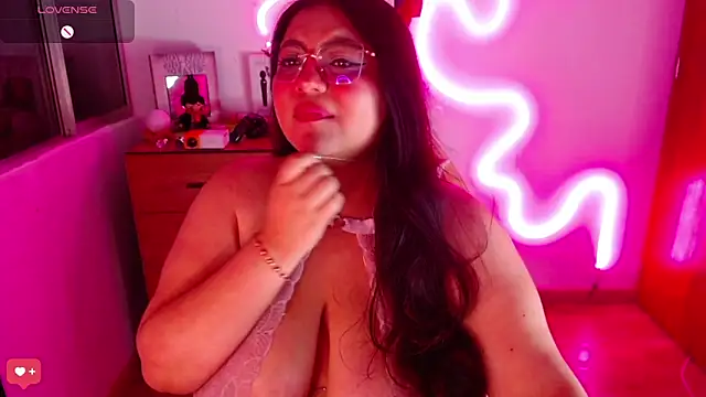 Rebeca charme21 online show from 12.27.24