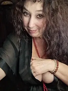 GypsyEsmeralda online show from 12.20.25