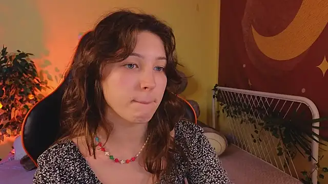 cherry lea online show from 02.05.25