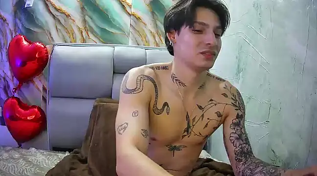 Apolo Hidalgo01 online show from 02.07.25