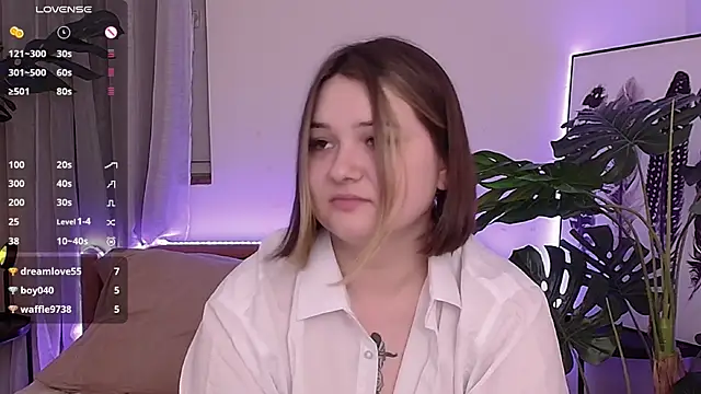 Snapshot of Alice_Walters chatting on 01.17.25 Alice Walters online show from 01.17.25