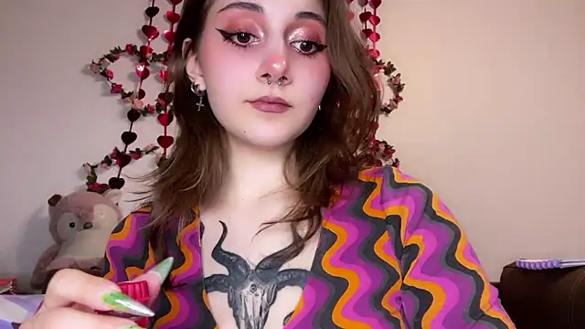 Snapshot of _Devill_Baby chatting on 03.10.25 Devill Baby online show from 03.10.25