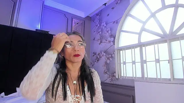 mature bigass   online show from 01.30.25