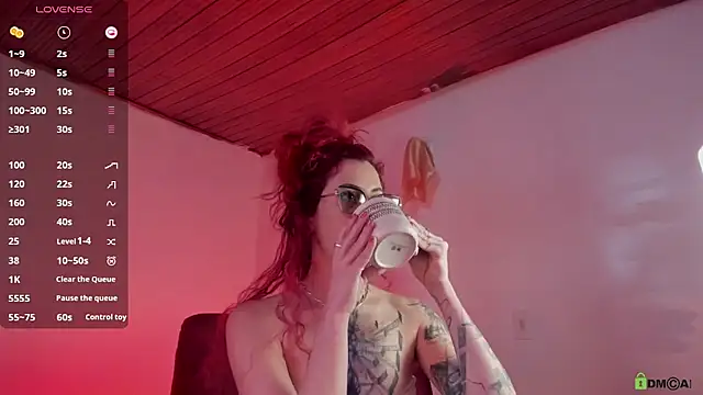 Snapshot of Borbala_Iggy chatting on 12.14.24 Borbala Iggy online show from 12.14.24